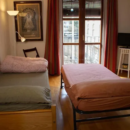 Bonita Vivienda En El Corazon De Zaragoza